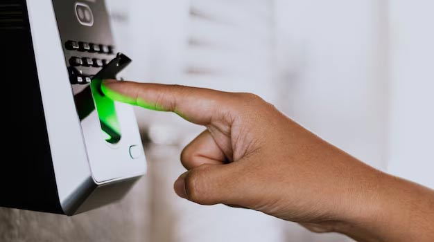 biometric scanner for attendance punch in at office