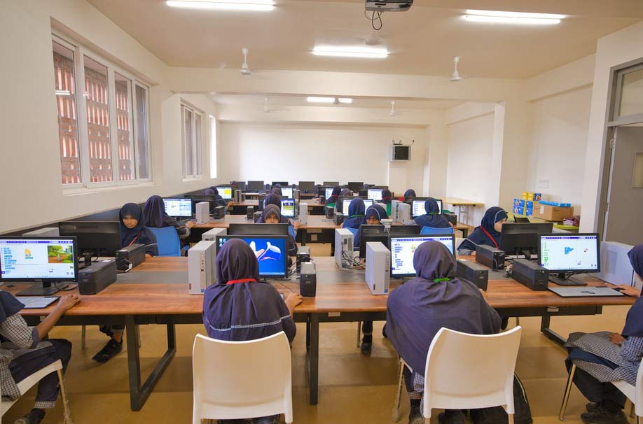 students giving centre based online exams